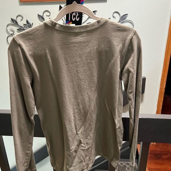 Life is Good Women’s Green  Graphic Mountain Long Sleeve T-Shirt Small #351 - Picture 5 of 6